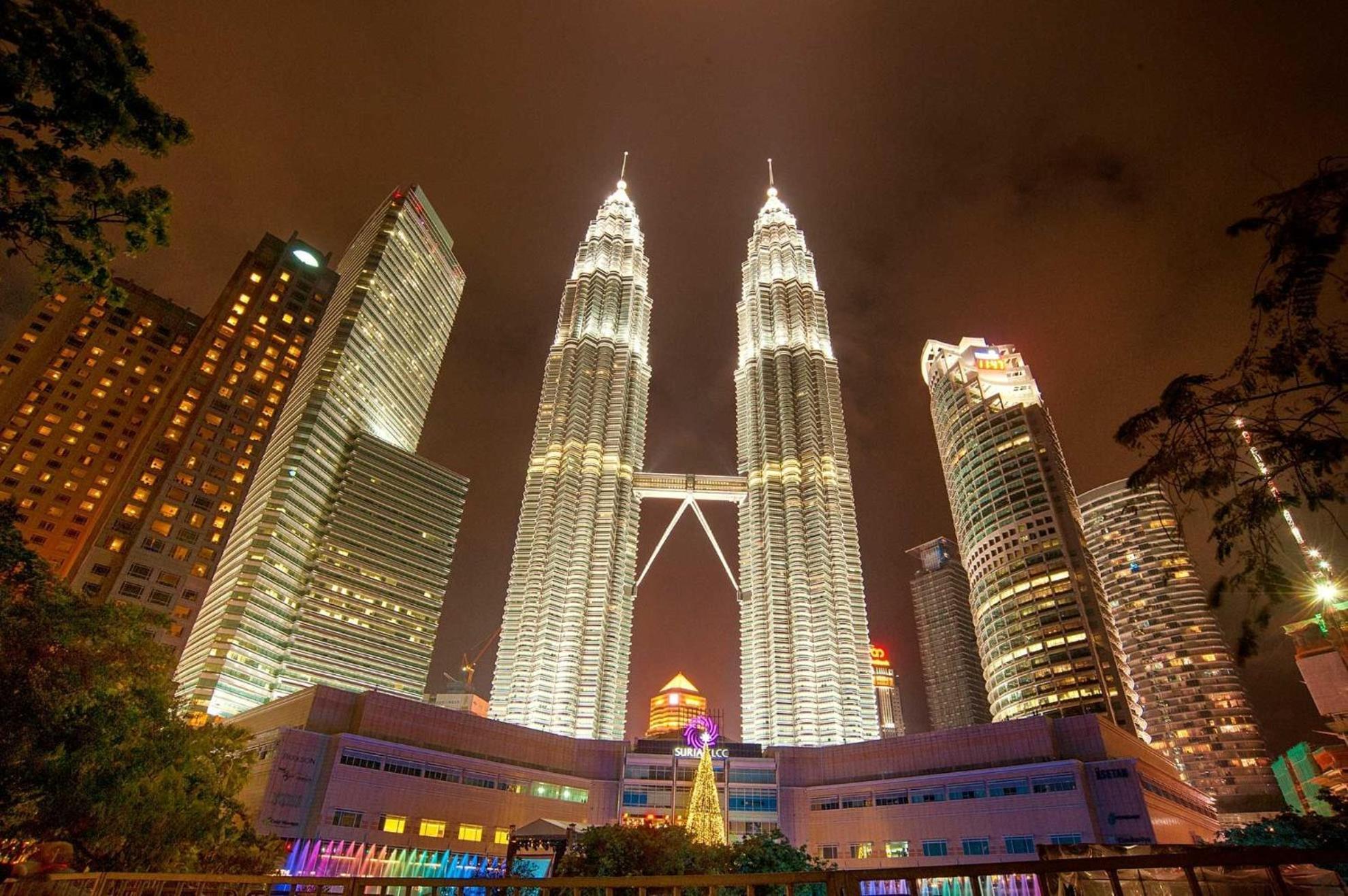 Pangsapuri 2 Bedroom, The Elements Ampang Klcc With Netflix *