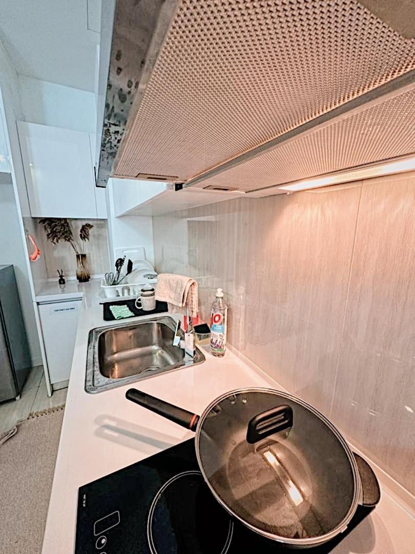 Pangsapuri 2 Bedroom, The Elements Ampang Klcc With Netflix *