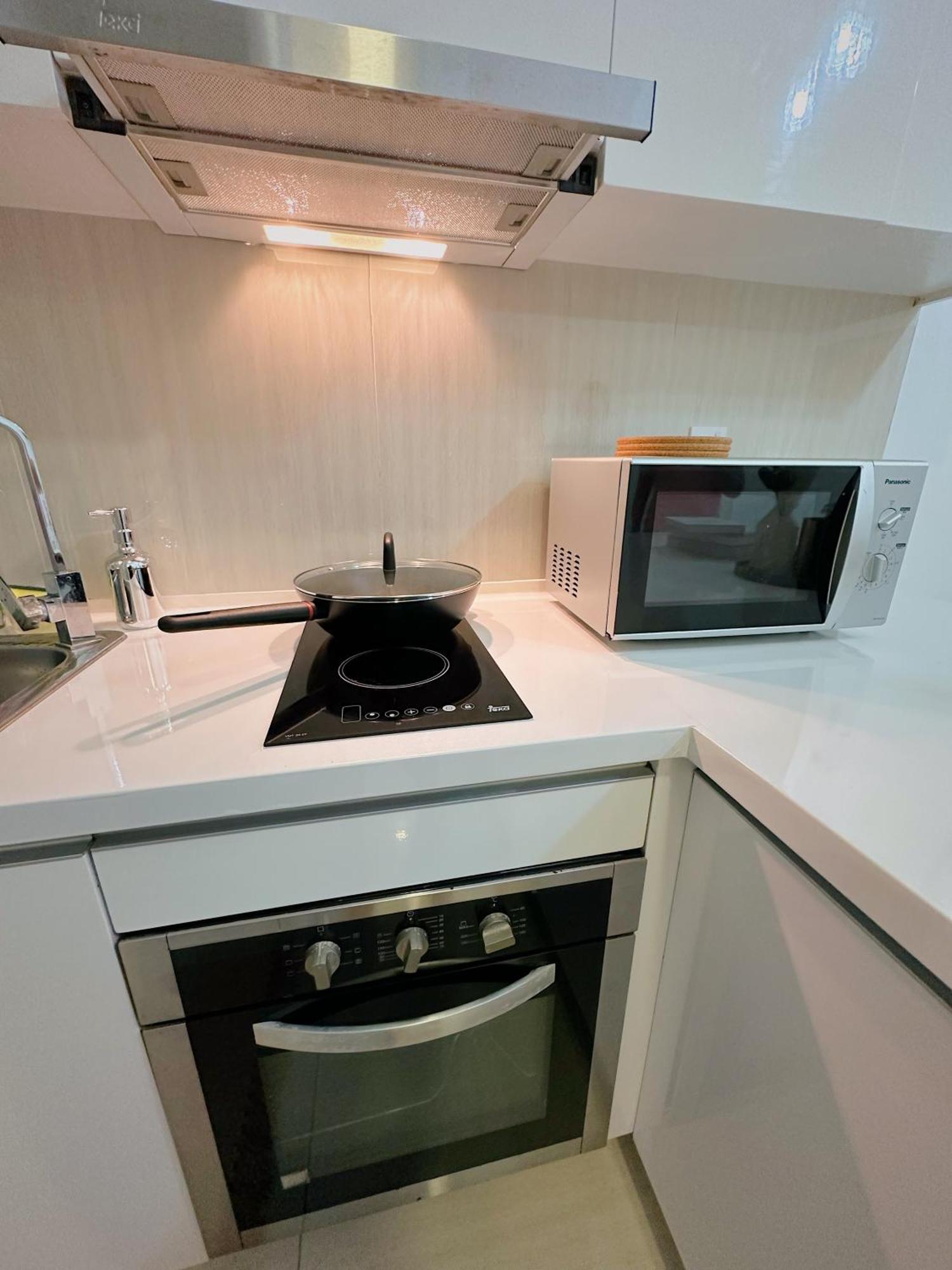 Pangsapuri 2 Bedroom, The Elements Ampang Klcc With Netflix